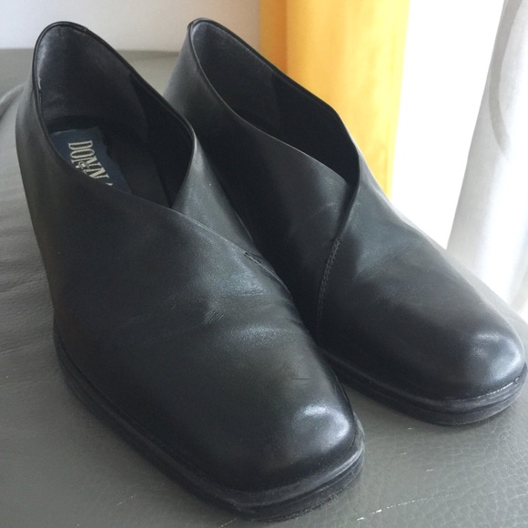 💙Club Donna💙Black Leather Pump - Square Toed - Picture 7 of 8